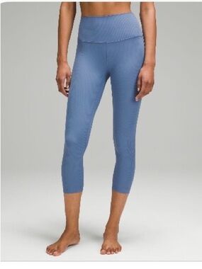 Lululemon Align™ High-Rise Ribbed
Crop 23" - Size 2 Oasis Blue